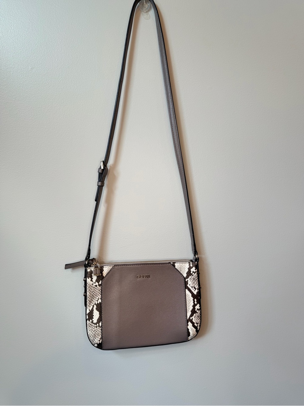 GUESS Crossbody Bag Snake-Print Trim Decorative Padlock Adj Strap Size 7x10in